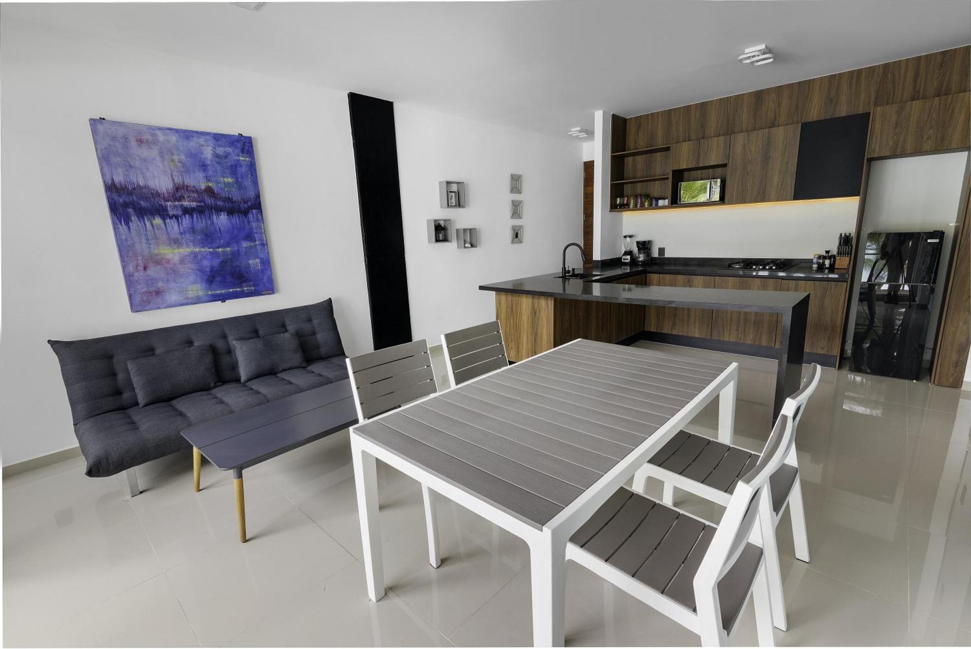Angelina 28 Beachfront And Family Apartments - Modern And Relaxing Long Stays - 20 Min From Cancun Airport Puerto Morelos Εξωτερικό φωτογραφία