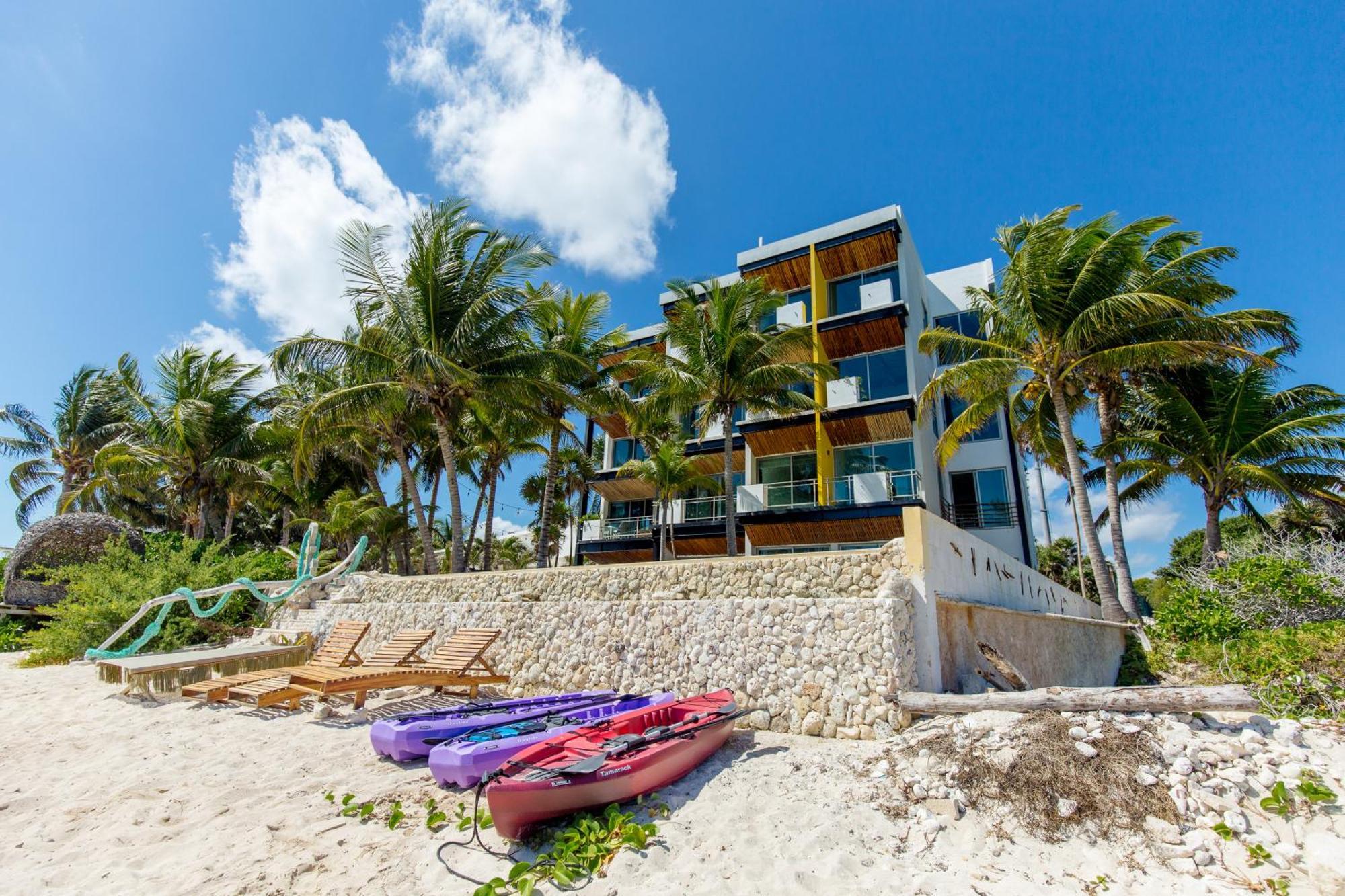 Angelina 28 Beachfront And Family Apartments - Modern And Relaxing Long Stays - 20 Min From Cancun Airport Puerto Morelos Εξωτερικό φωτογραφία
