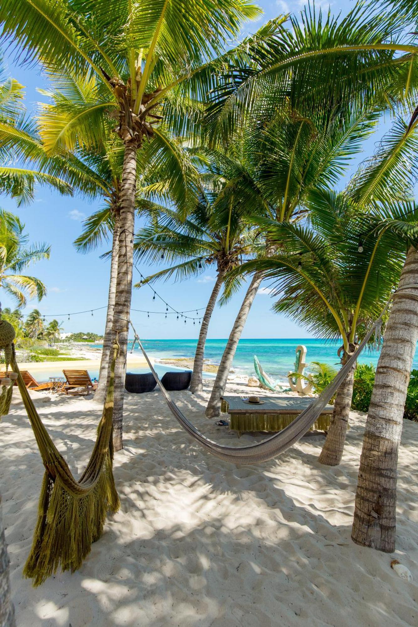 Angelina 28 Beachfront And Family Apartments - Modern And Relaxing Long Stays - 20 Min From Cancun Airport Puerto Morelos Εξωτερικό φωτογραφία