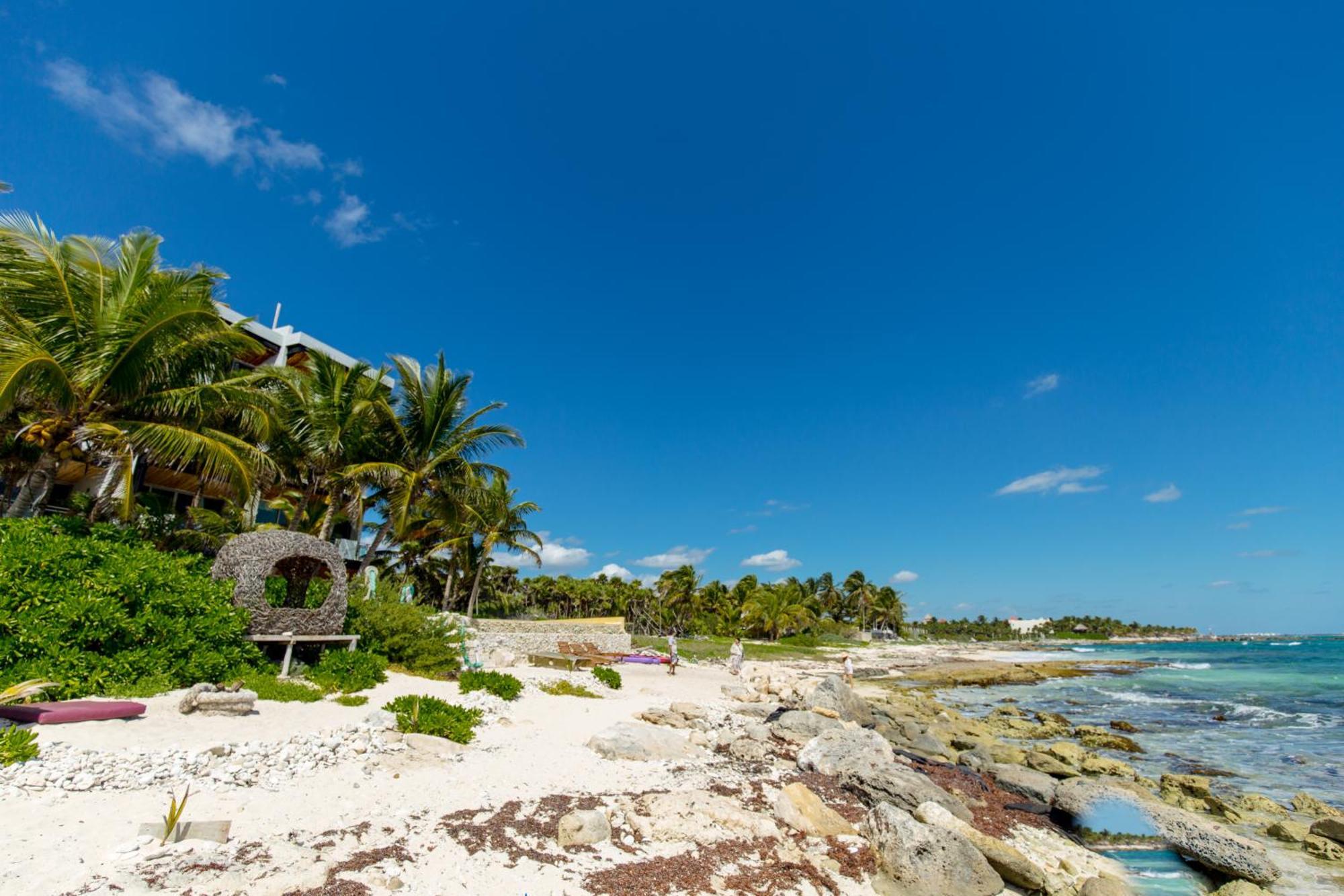 Angelina 28 Beachfront And Family Apartments - Modern And Relaxing Long Stays - 20 Min From Cancun Airport Puerto Morelos Εξωτερικό φωτογραφία